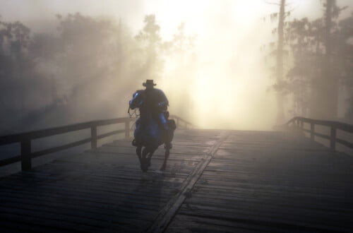 Arthur Morgan on a bridge in the swamp, riding a blue roan Nokota that gallops from the light into the darkness.